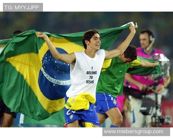 大力王足球球星的成长轨迹与足球技艺全面解析 大力王足球球星的成长轨迹与足球技艺全面解析